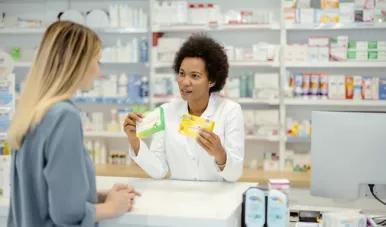 visuel pharmacien patient
