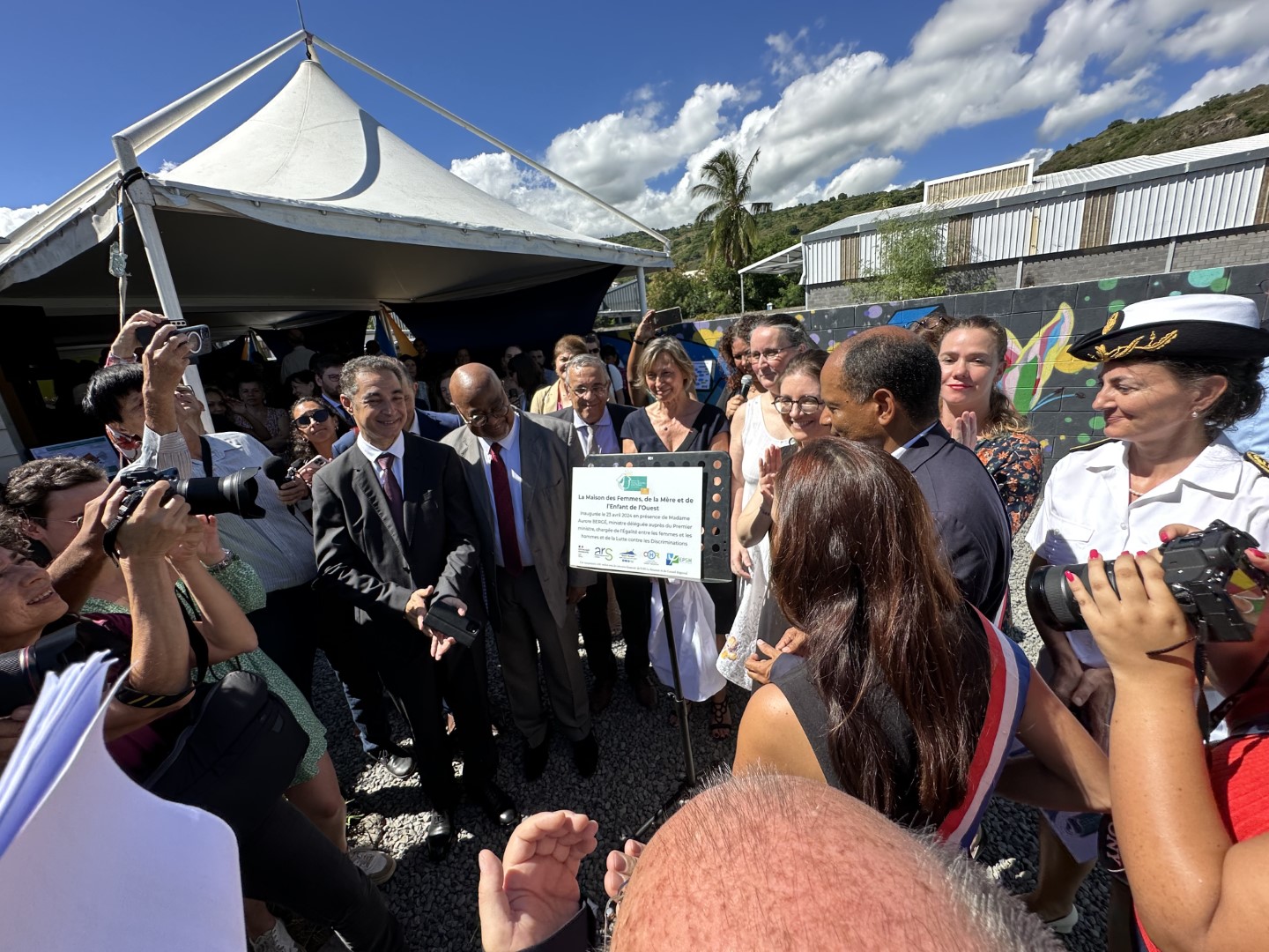  Inauguration de la Maison des Femmes, de la Mère et de l’Enfant de l’Ouest - Visite