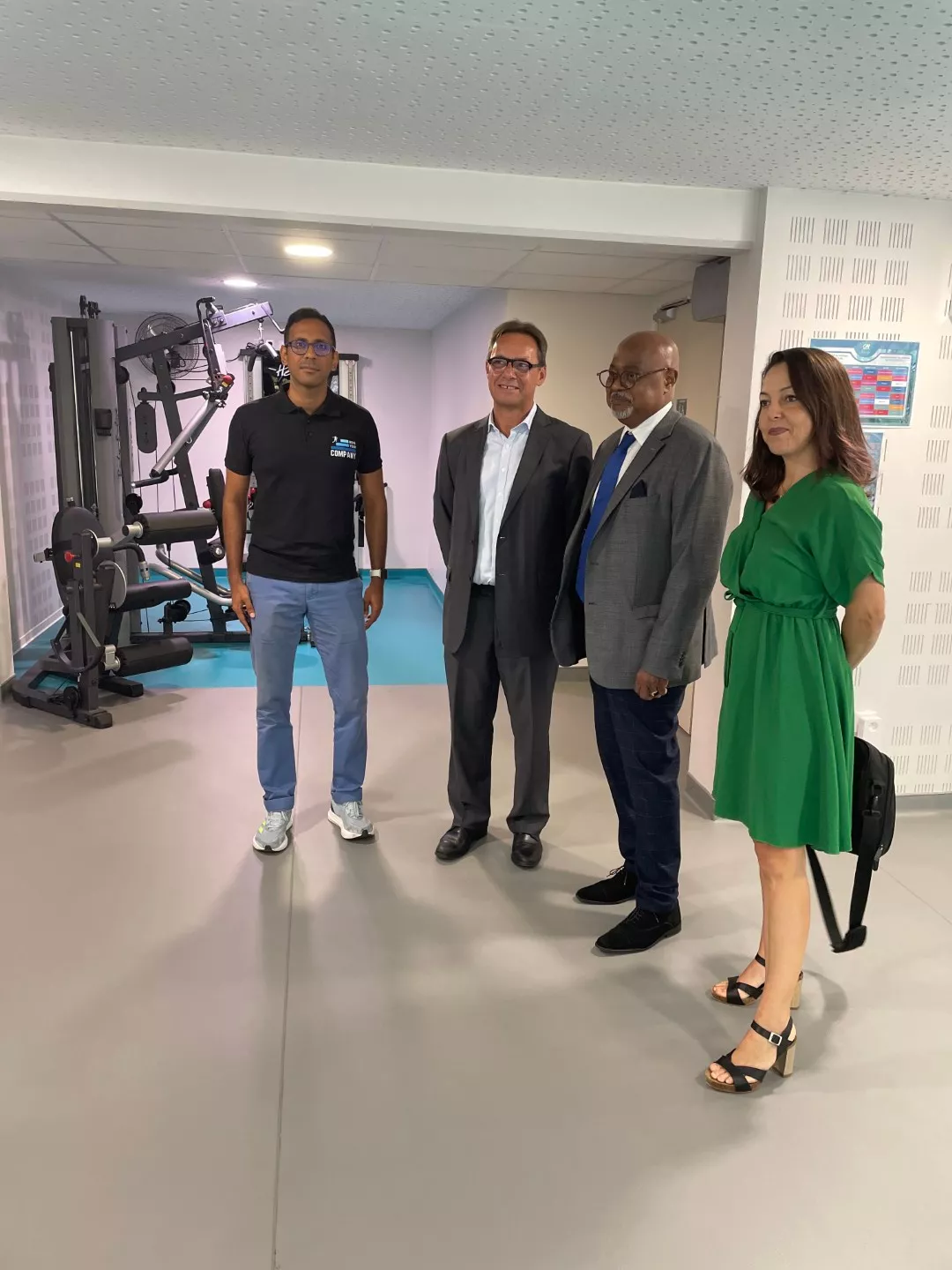 Signature PNNS ARS/Crédit Agricole - Visite de la salle de sport CA BOUGE
