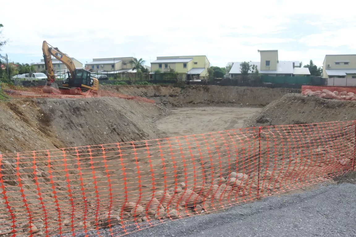 Photo du lancement des travaux du futur EHPAD de Bras-Panon 